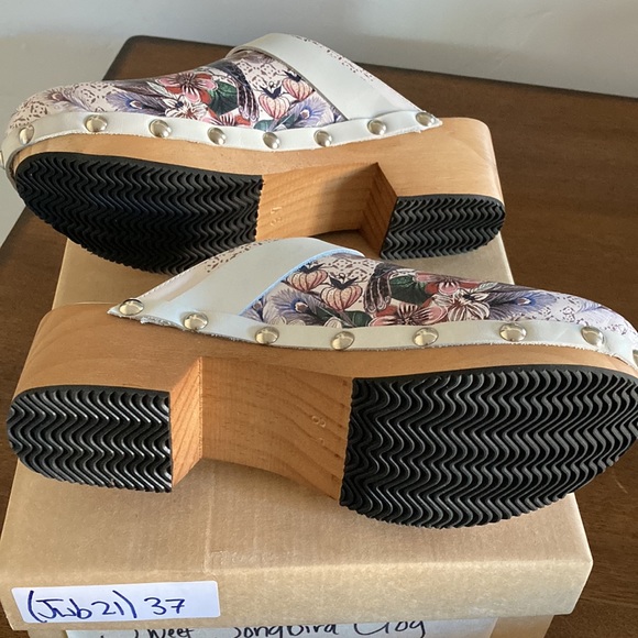 🎈FINAL PRICE🎈Johnny Was Sweet Songbird Clog 🆕 - Picture 6 of 7